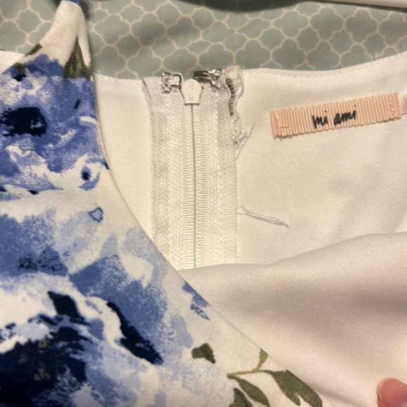 Floral Francesca’s Mini Dress - Picture 2 of 2